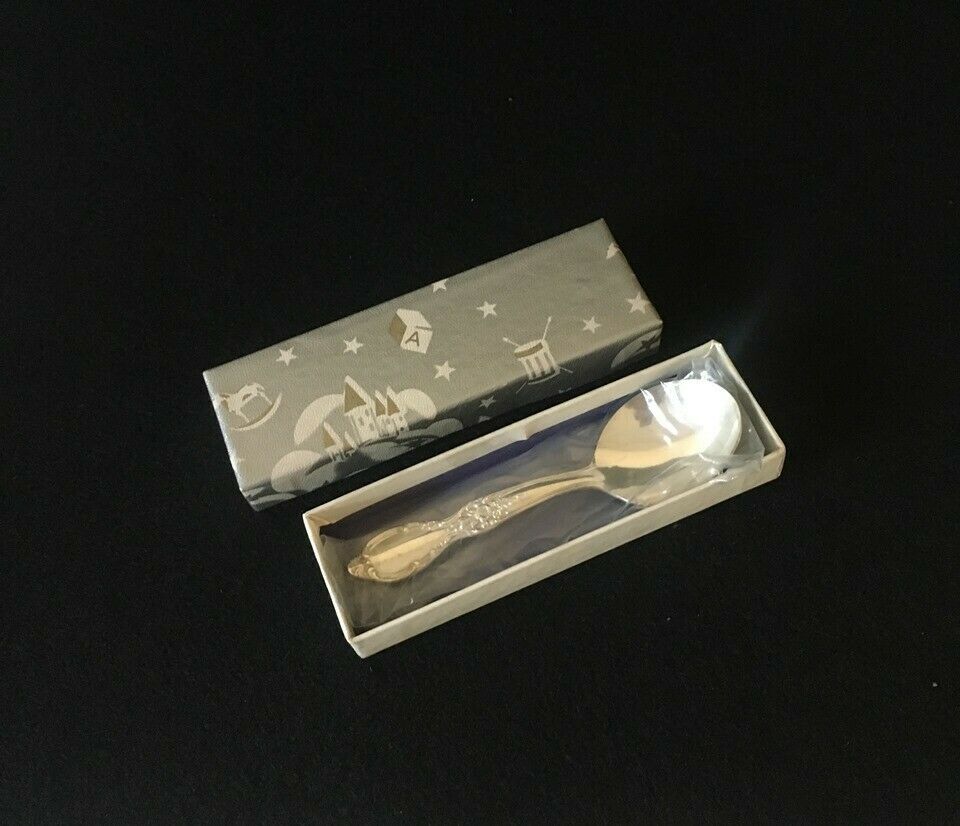 Vintage Wm Rogers & Son Is Silverplated Baby Spoon In Original Box
